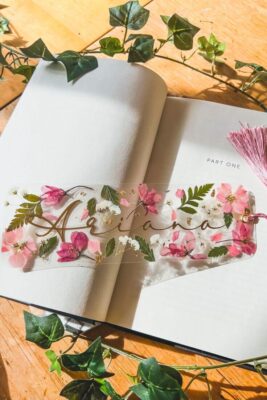 Bookmark Hoa Ép Khô